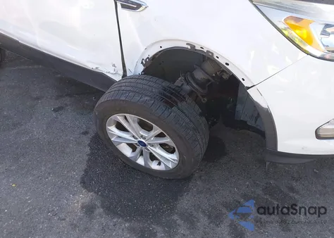 2017 Ford Escape Se z USA, uszkodzony, nr VIN 1FMCU9GD7HUE49982